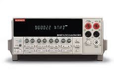 Käytetty yleismittari Keithley 2015