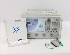 Käytetty Verkkoanalysaattori Agilent N5232A