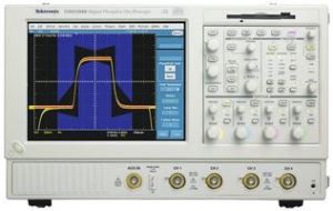 Käytetty Oskilloskooppi Tektronix TDS5104B